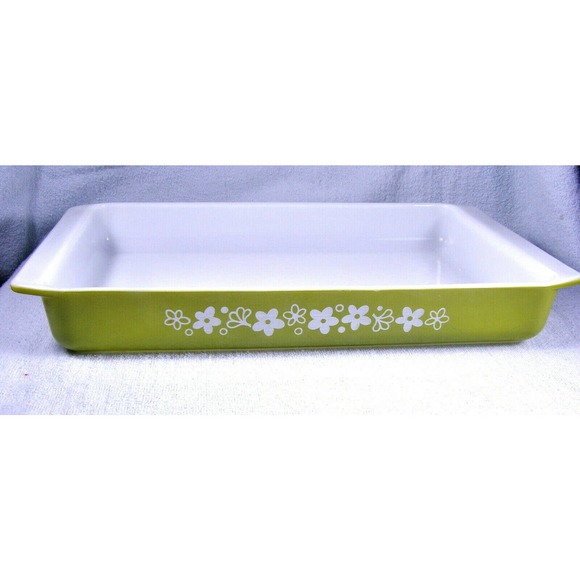 Pyrex | Kitchen | Pyrex 933 Spring Blossom Crazy Daisy 3 By